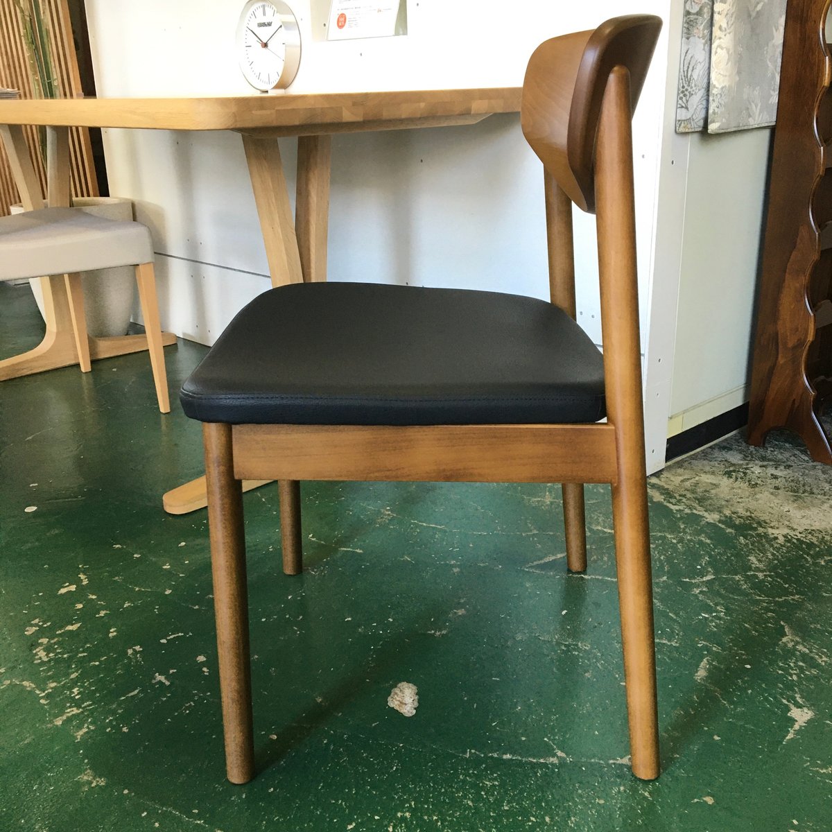 ディスプレイ品】カリモク家具 食堂椅子CW5615I317 | SUSTAINABLE FU