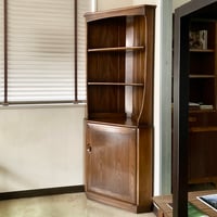 【ヴィンテージ品】ERCOL/アーコール社 ウィンザー トール コーナーキャビネット （743C）飾り棚