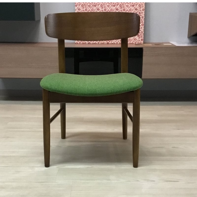 ディスプレイ品】 カリモク60 T チェア C36205W097 ① | SUSTAINAB