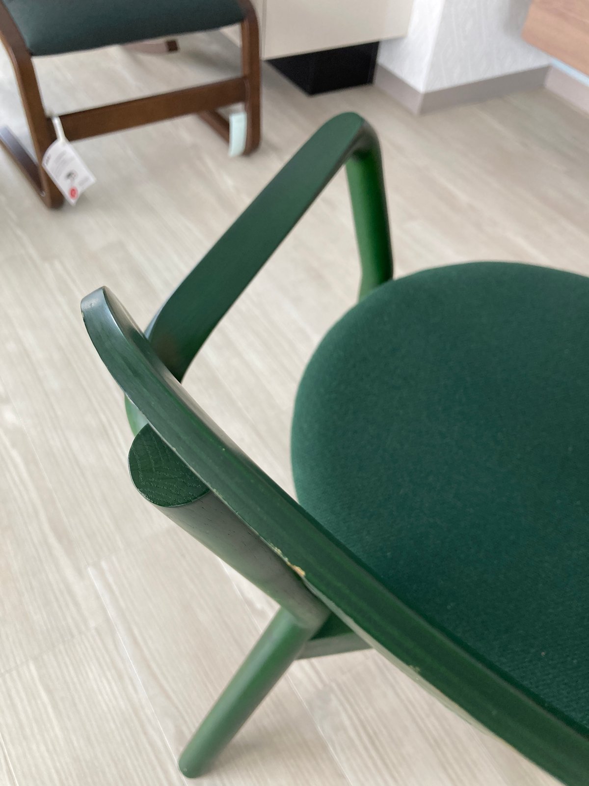 カリモクカグ ユーズド品】KNS カリモクニュースタンダード キャストール