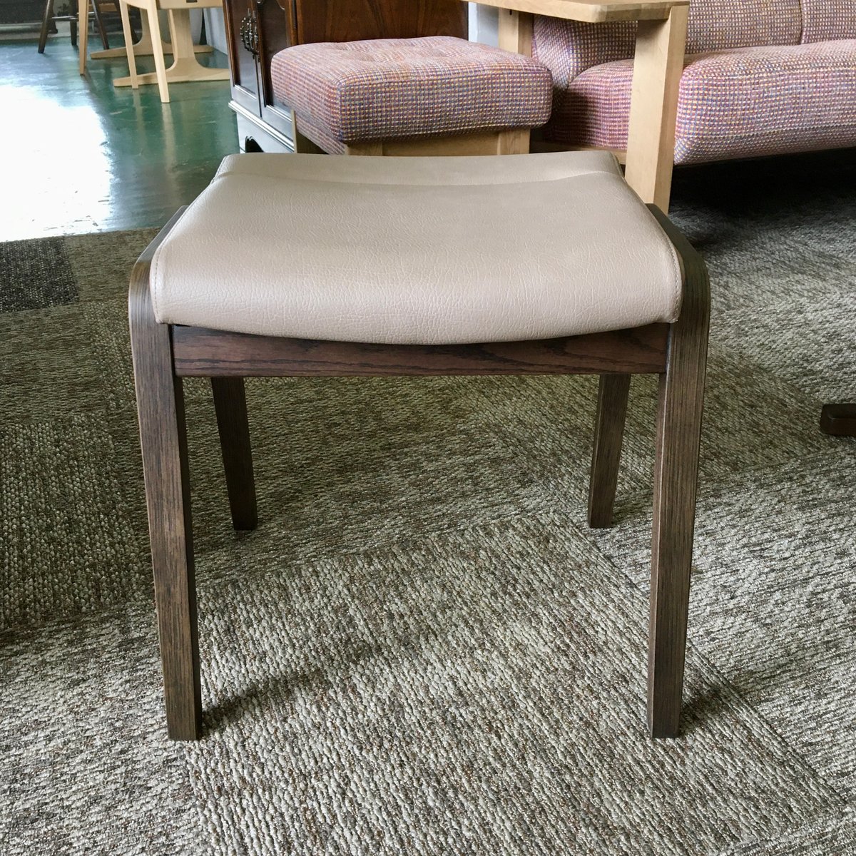 ディスプレイ品】カリモク家具 スツールCT0406A235 | SUSTAINABLE FU