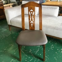 【ディスプレイ品】カリモク家具　コロニアル　食堂椅子CC0705DK