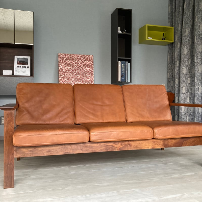 ナガノインテリア　３人掛けソファ NAGANO INTERIOR(ナガノインテリア)のウォールナット材 3人掛け