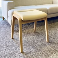 サマーセール◇展示未使用品　karimoku　THE FIRST　オットマン The First（カリモク家具） カリモク家具 カリモク THE FIRST RU02