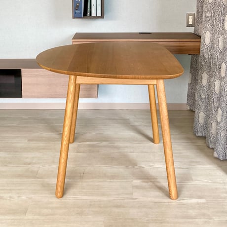 【ユーズド品】HIDA/飛騨産業 cobrina テーブル　TORAFU ARCHITECTS