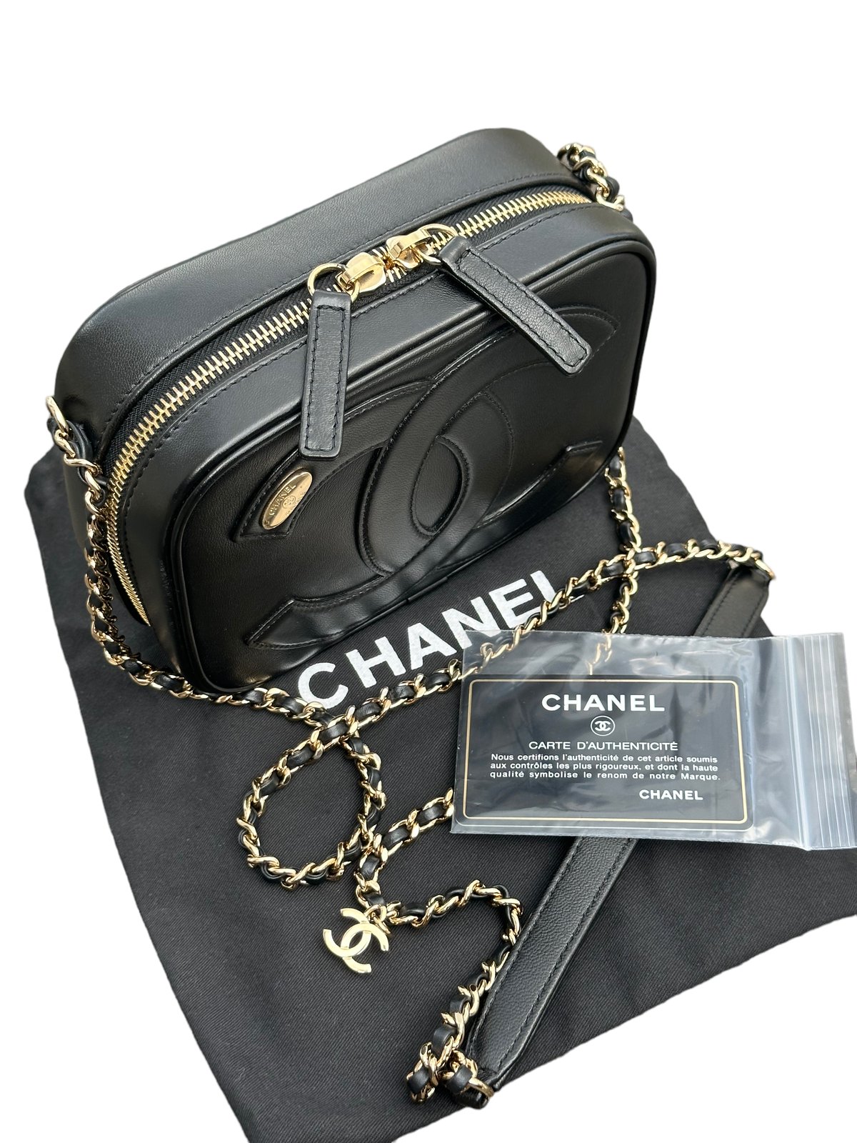 CHANELシャネルデカココマークラウンドファスナーマトラッセCC CHANELシャネルデカココマークラウンドファスナーマトラッセCC