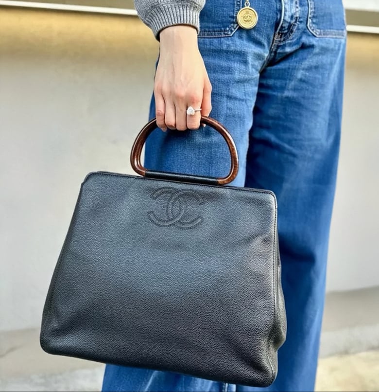 シャネルCHANELヴィンテージVintage鼈甲ウッドハンドルキャビアスキン
