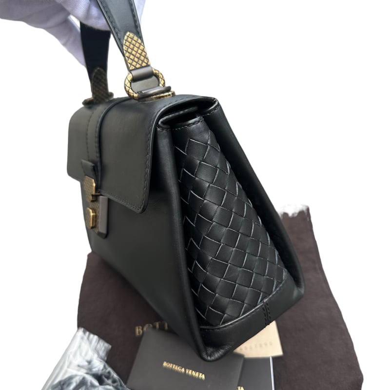 BOTTEGAVENETAボッテガヴェネタイントレチャートケリー型2way BOTTEGAVENETAボッテガヴェネタイントレチャートケリー型2way