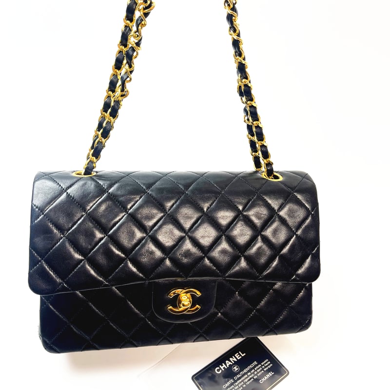 シャネルCHANELマトラッセ25ラムスキンWフラップゴールドG金具チェーン
