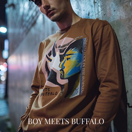 「BOY MEETS BUFFALO」ユニセックス ロンT & Tシャツ