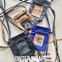 「UNDER WRAPS」ショルダーバッグ