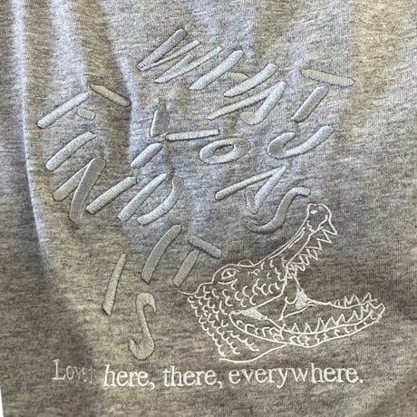 「AS IT IS」刺繍ビッグシルエットTシャツ
