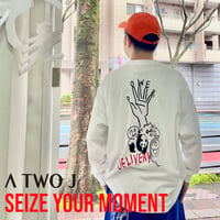 「Seize your moment」ロングスリーブTシャツ