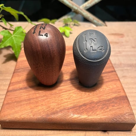 シフトノブとトランスファーノブのセット（ウォールナット）②