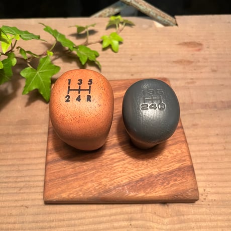 シフトノブとトランスファーノブのセット（マホガニー）