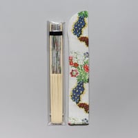 「LOVEファッション」　衣裳柄扇子〈ＩＶ〉