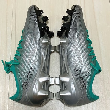 PUMA Drop The Limited Edition Mercedes-AMG Petronas F1 Ultra 1.4