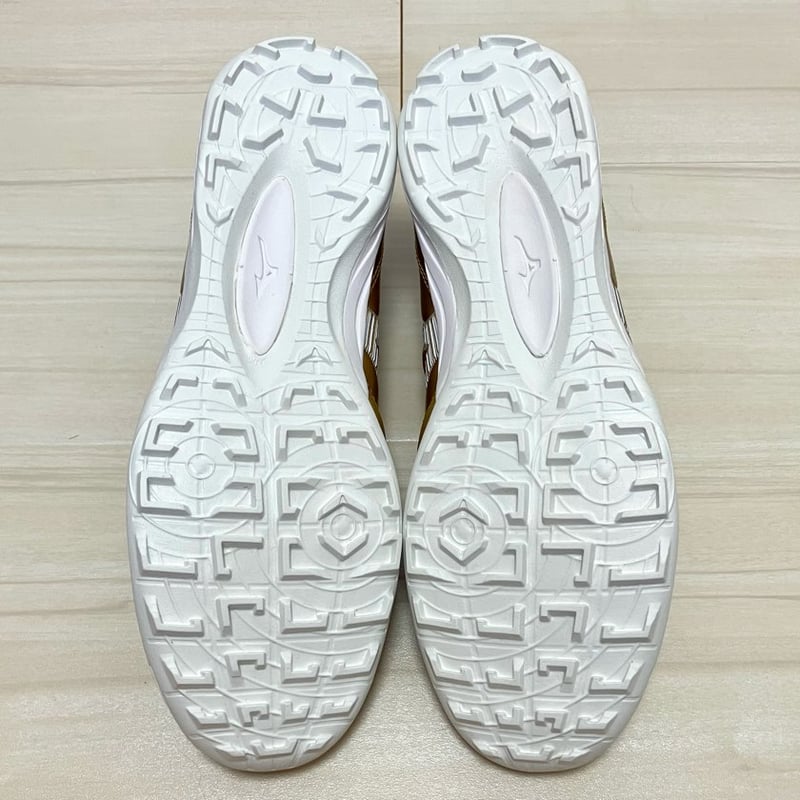 Mizuno Morelia Proシューズ シルバー/ゴールド/海外限定正規品 Mizuno Morelia Neo 3 Pro AS Soccer Shoes Gold (2384) Turf