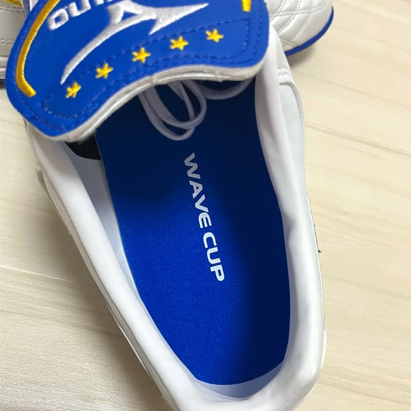 ミズノウェーブカップ　青 WAVE CUP LEGEND（ウェーブ カップ レジェンド）｜ミズノ