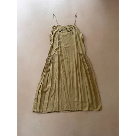 Lovely antique silk dress ❤︎