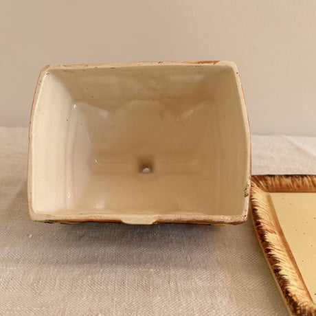 Lovely cottage butter keeper ❤︎