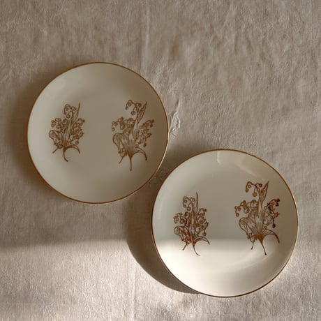 lily of the valley plates