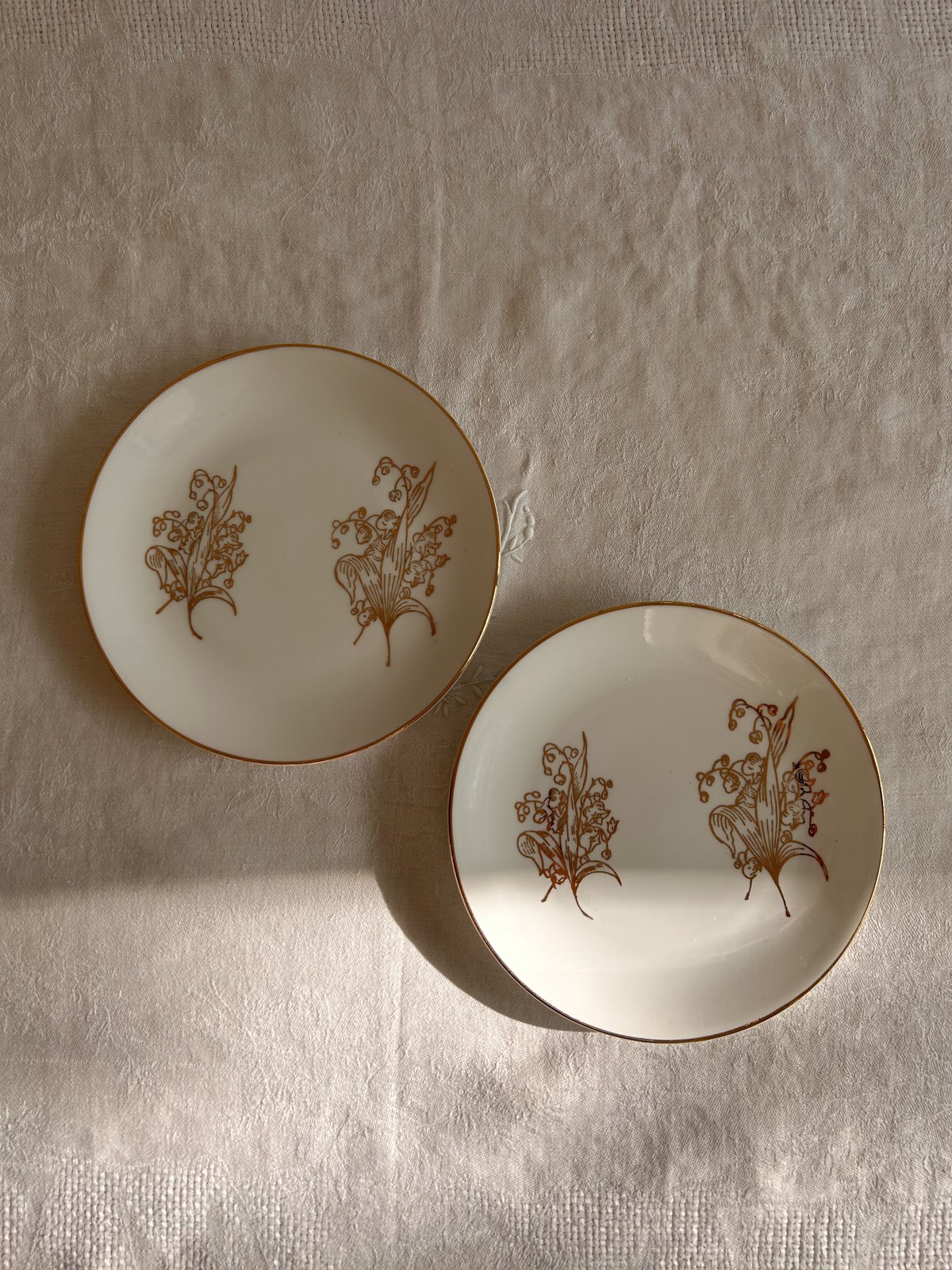 lily of the valley plates | PEONIES and CORNFLO