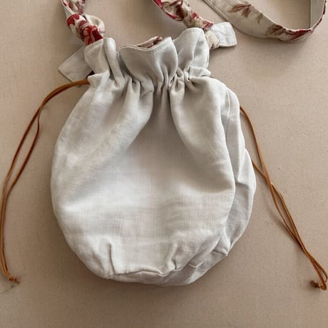 antique linen pochette ❤︎