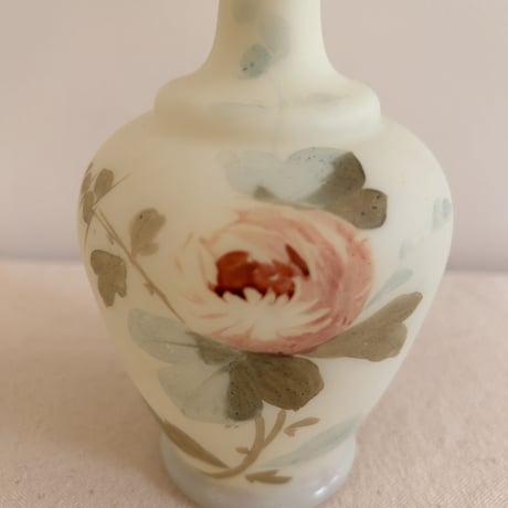 Rose flower vase