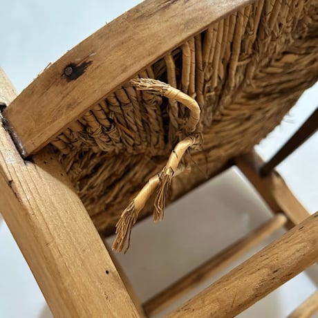 Rustic antique straw chair ♡