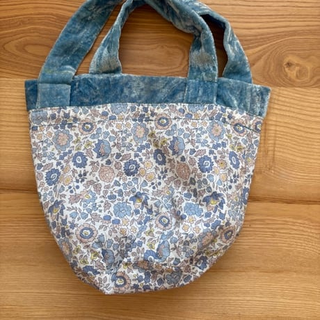 CORNFLOWER BAG  (ホロスコープ柄・ブルーフラワー柄）