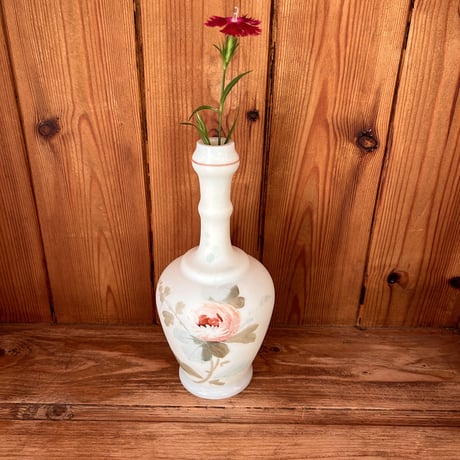 Rose flower vase