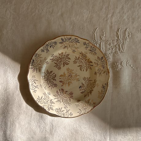 lovely gold flowers plate