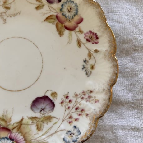 antique flower print plate ❤︎
