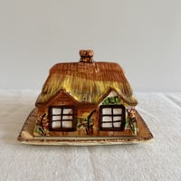Lovely cottage butter keeper ❤︎