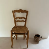 Rustic antique straw chair ♡ | PEONIES and CORN