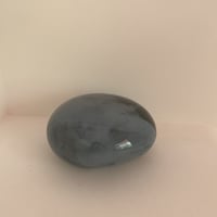 Beautiful paper weight  (blue)