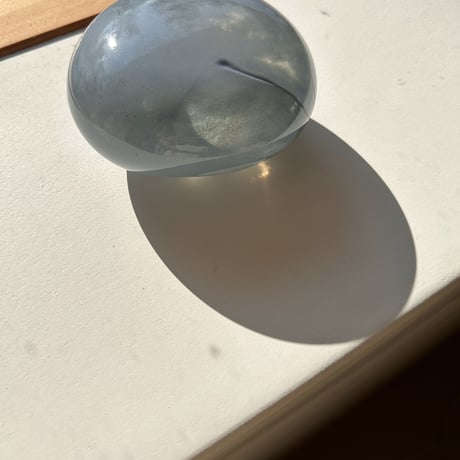 Beautiful paper weight  (blue)