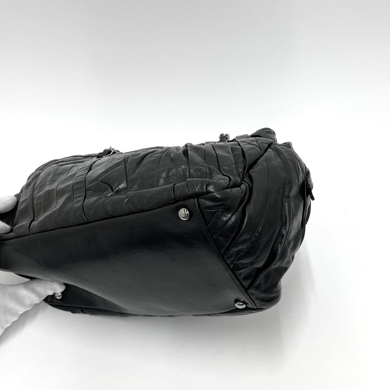 CHANEL カーフスキン チェーンショルダーバッグ 14番台 | AMONA