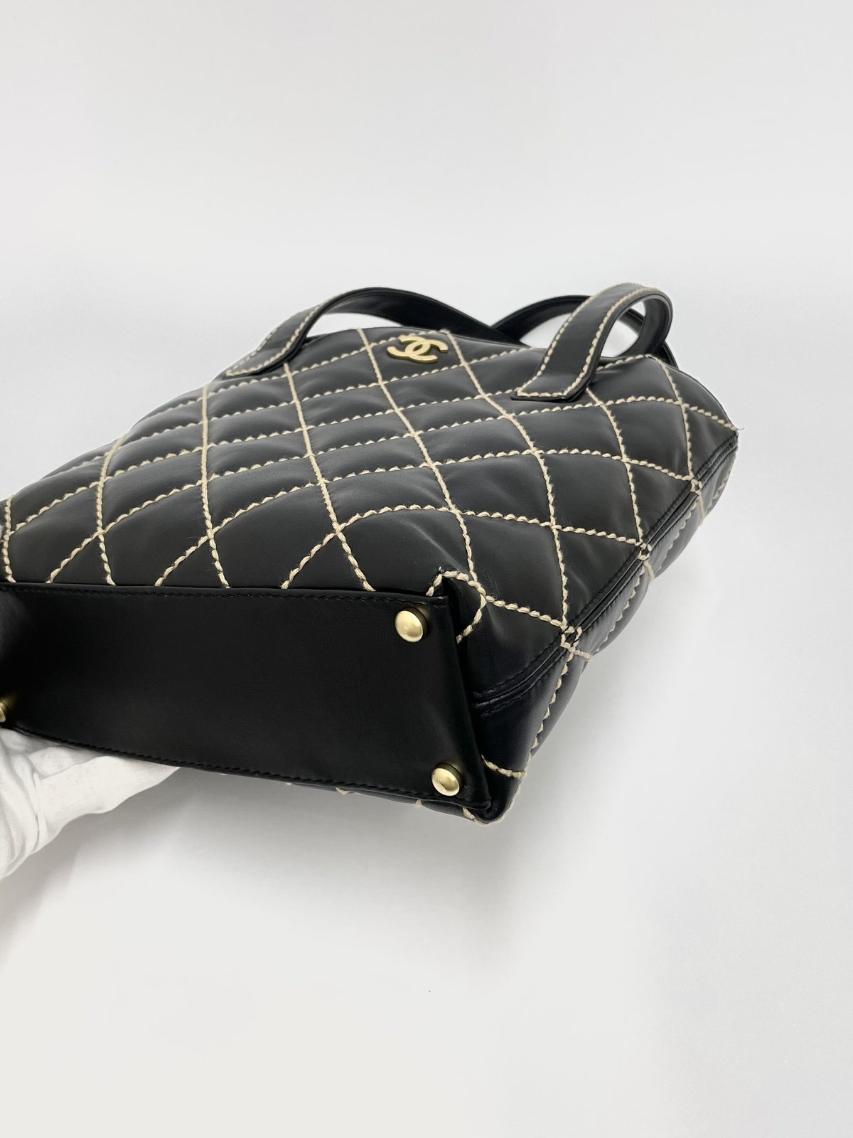 CHANEL カーフスキン ワイルドステッチ ハンドバッグ 7番台 | AMONA