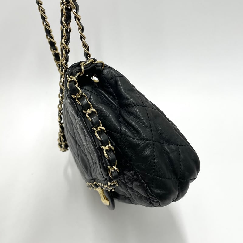 CHANEL マトラッセ チェーンショルダーバッグ 16番台 ラムスキン CHANEL マトラッセ チェーンショルダーバッグ 16番台 ラムスキン