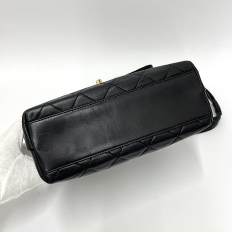 CHANEL ココマーク クラシック フラップ ショルダーバッグ 4番台