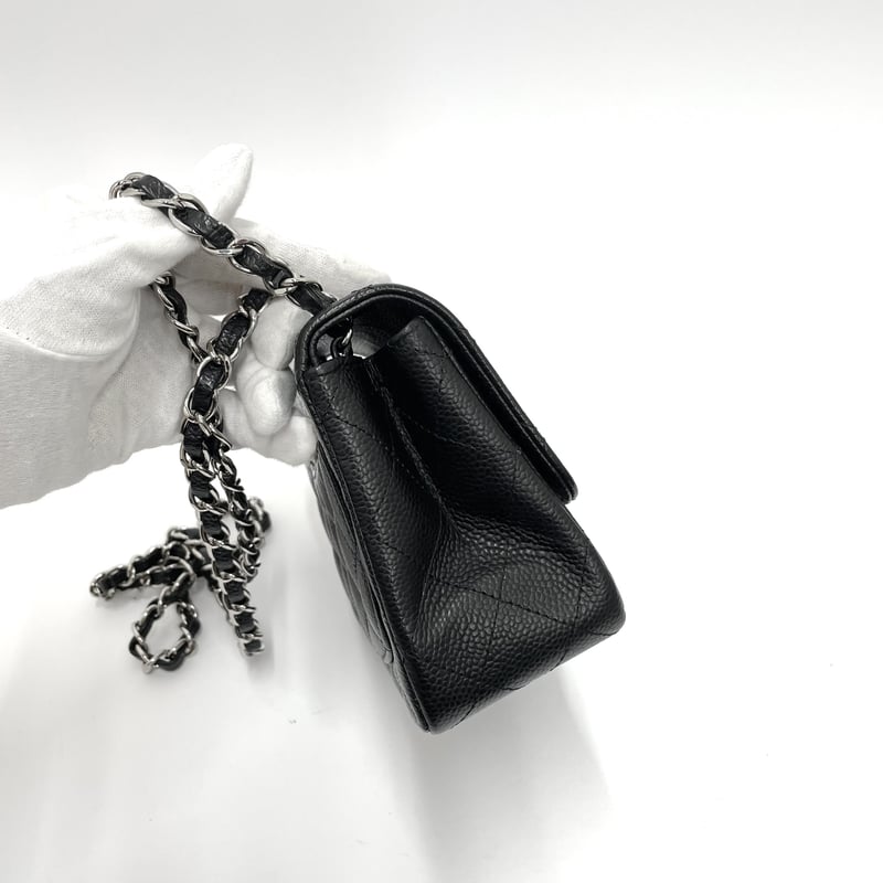 CHANEL キャビアスキン マトラッセ ミニフラップバッグ 17