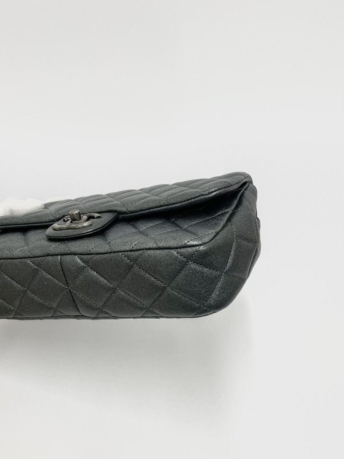 CHANEL マトラッセ チェーンショルダーバッグ 25CM 21番台 | AMONA VIN