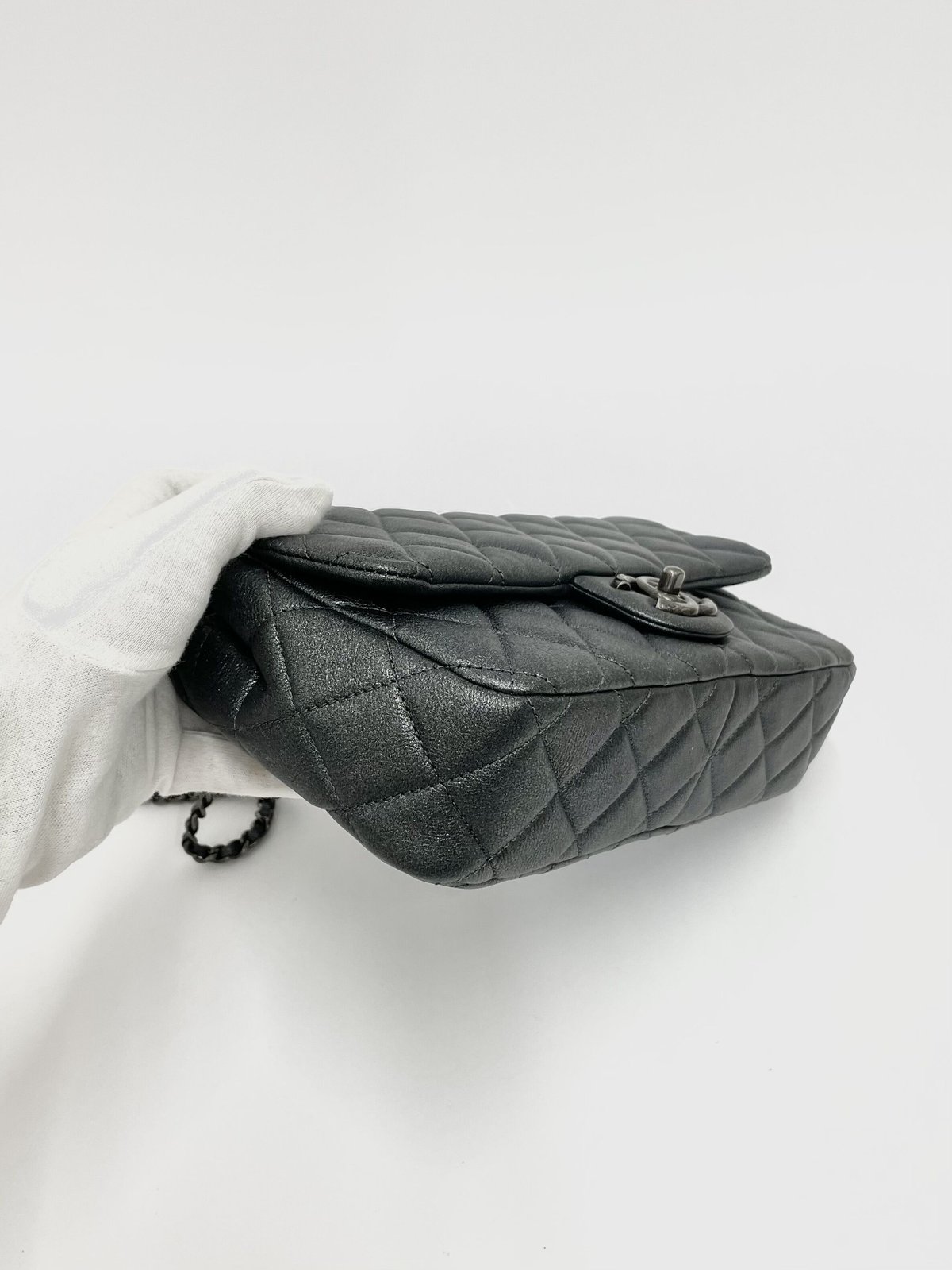 CHANEL マトラッセ チェーンショルダーバッグ 25CM 21番台