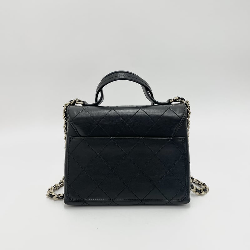 CHANEL レザー トップハンドル チェーンショルダーバッグ 28番台 CHANEL レザー トップハンドル チェーンショルダーバッグ 28番台