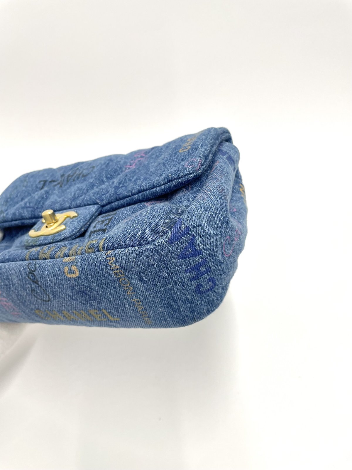 CHANEL 2022SS未使用品 マトラッセ デニム 落書 チェーンショルダー