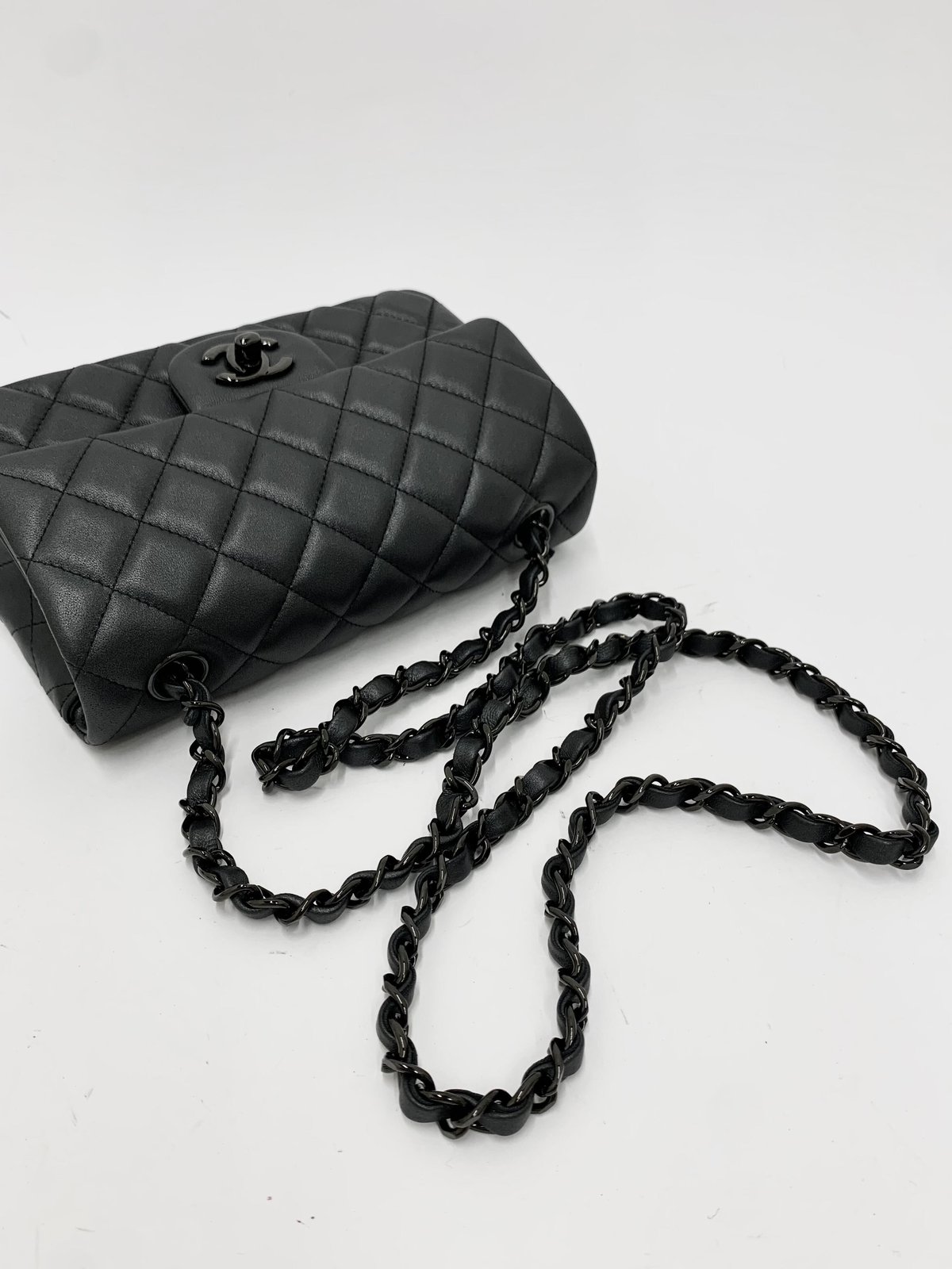 CHANEL 未使用品 23B ミニマトラッセ SOBLACK クラシック CHANEL 未使用品 23B ミニマトラッセ SOBLACK クラシック