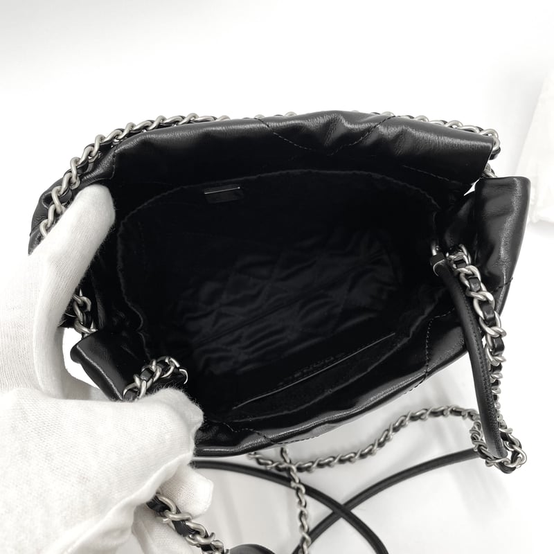 CHANEL 新品未使用 MINI 22 BAG ハンドバッグ/ショルダーバッグ CHANEL 新品未使用 MINI 22 BAG ハンドバッグ/ショルダーバッグ