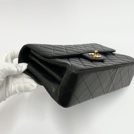 CHANEL ラムスキン ダブルフェース マトラッセ チェーンショルダーバッグ 4番台